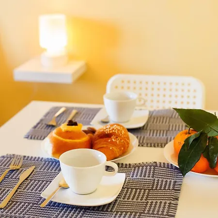 Sunshine לינה וארוחת בוקר